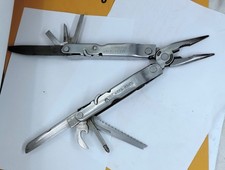 Leatherman Super Tool 200 Metall Multi-Tool, 4,5 Zoll Länge, seltener abschließbarer Pat Pend