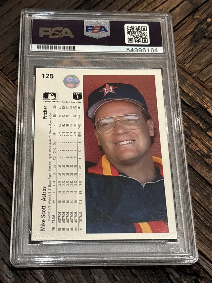 1990 Upper Deck #125 Mike Scott Signed Auto Autographed PSA/DNA Encased - Image 2 of 2