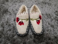 ALBANIAN HANDCRAFT WOOL BOOTEES SLIPPERS SHOES SOCKS WITH LEATHER PAPUCE NEW 6