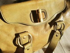 SAC YVES SAINT LAURENT MUSE MESSENGER