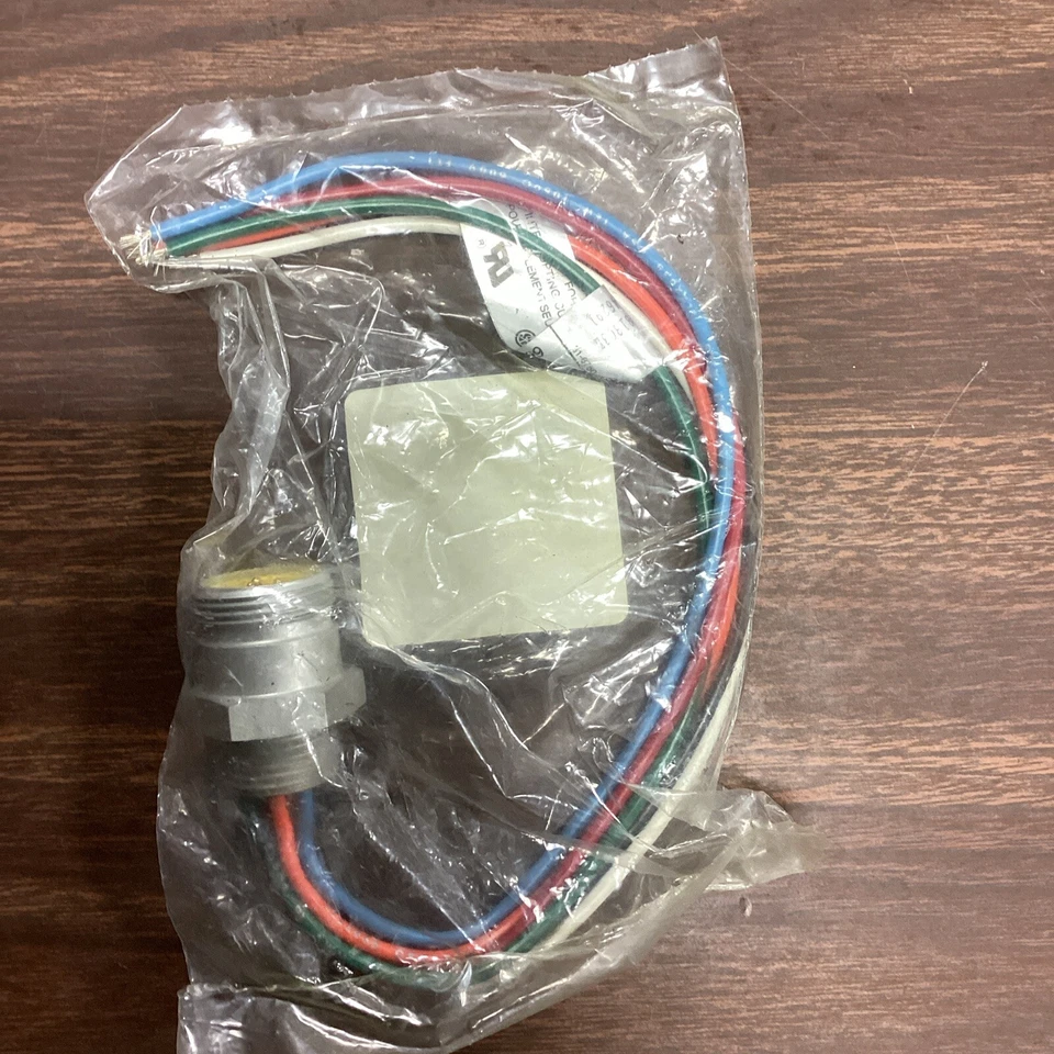 Brad Harrison 42605 Mini-Change Receptacle - Image 3 of 3