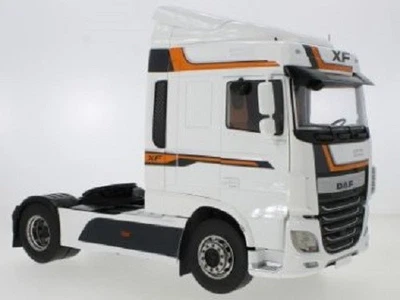 DAF XF Space Cab 2016 ixo Premium ClassiXXs weiß Maßstab 1:18 OVP NEU