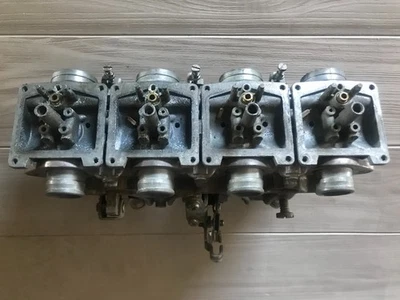 Honda CB 350 Four, Rampe de Carburateurs. - Photo 1/4
