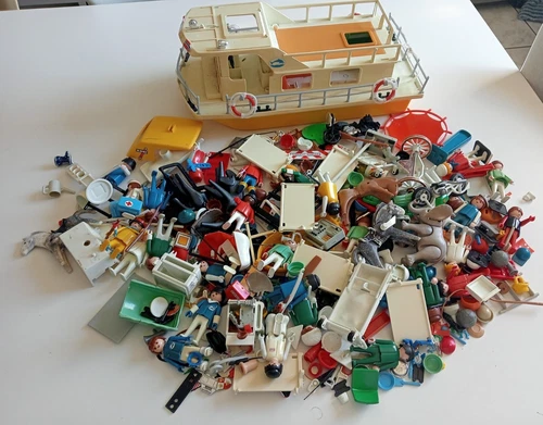 VINTAGE PLAYMOBIL LOT 1970's / 1980's