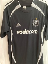 Orlando Pirates 2006/07 Home Shirt. Adidas. Size M