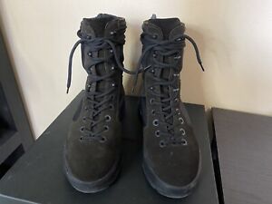 yeezy boots size 9