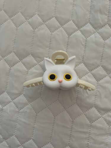 Hair Clip Cat Shape - Picture 1 of 4