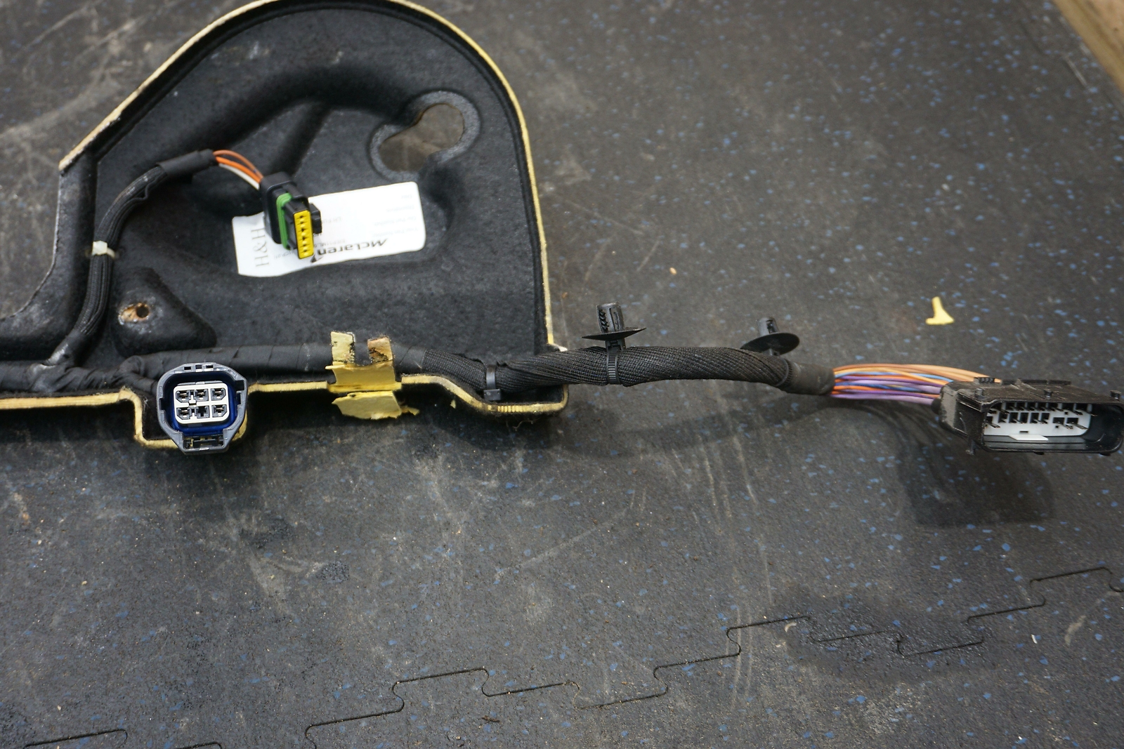 Fuel Tank Wire Wiring Harness OEM 11M0986CP McLaren 650s Spider 2016