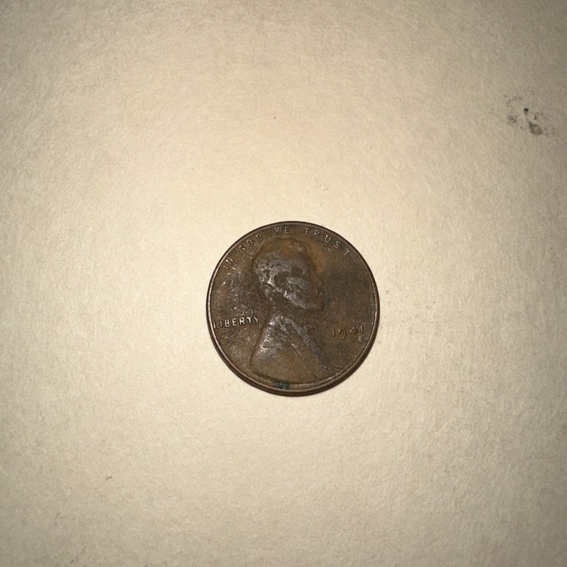 1941 Lincoln No Mint Mark Wheat Penny folder filler - Circulated Actual Coin!