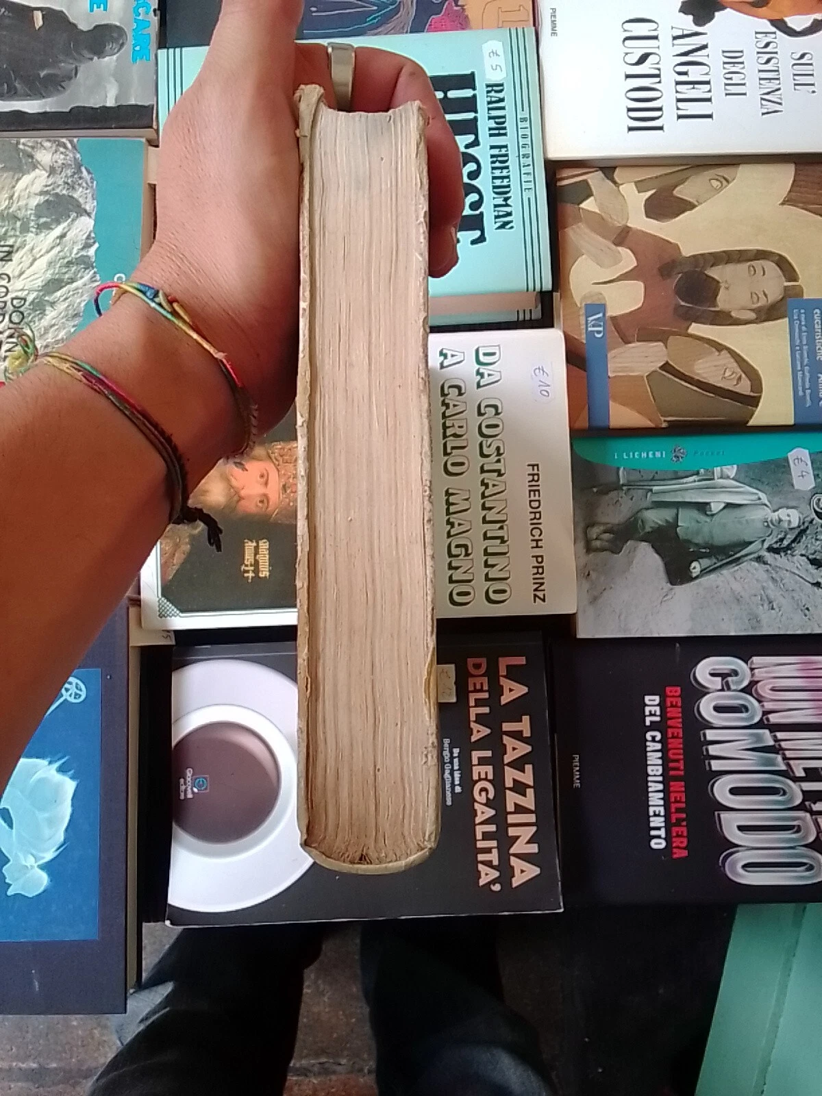 Foto 7 di 7