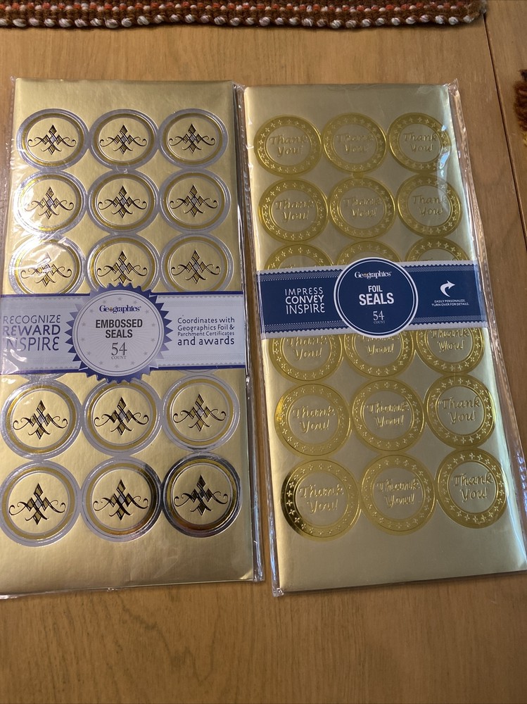 Geographics Foil Seals 54 Count 48480