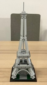 LEGO ARCHITECTURE: The Eiffel Tower (21019) Paris France Complete w Box & Manual
