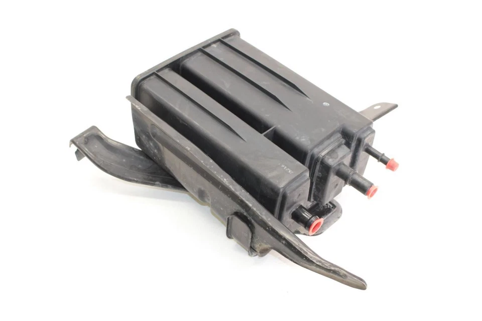 09-15 Mazda Mx-5 Miata NC Fuel Vapor evaporation Canister  - Image 4 of 4