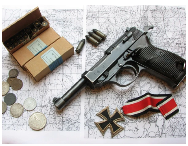 Toystar Korea WWII German Officer's Walther P-38 6mm BB Bullet Edition - Image 2 of 4