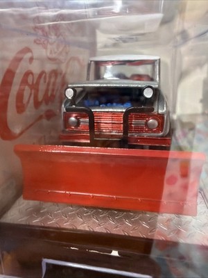 M2 Machines 1966 Ford Bronco Coca-Cola Super Raw Chase 1/64