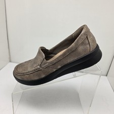 Clarks Collection Metallic Slip On Loafers Womens Ultimate Comfort Size 6 M
