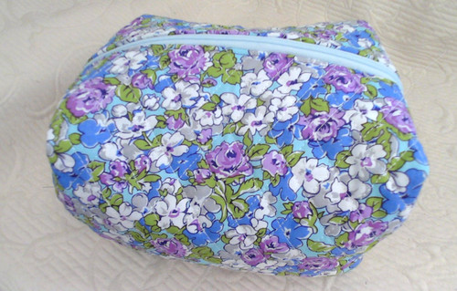 Large Quilt Cot Flora Cosm Travel Bag Zip Top 8"Lx8"Wx6"Th Handle End Tab End