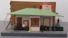 American Flyer 755 Vintage S Gauge Mystic Talking Train Station/Box