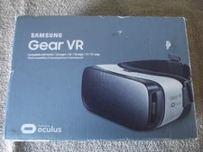 Samsung Gear VR Oculus Virtual Reality Headset 2016 SM-R322 micro-USB New In Box