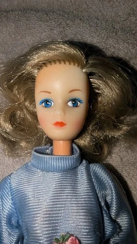 Vintage 11" Tall Ash Blonde Or Grey hair Fashion Doll Twist Waist Barbie Clone
