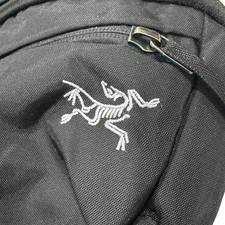 Arc’teryx Mantis 1 Waist Pack “Graphite” Crossbody Shoulder Bag Fanny Pack Black