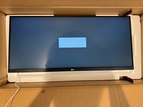 LG UltraWide WFHD 29" FHD Monitor 29WN600-W, IPS w/ HDR 10 Compatibility, Silver - Picture 4 of 6