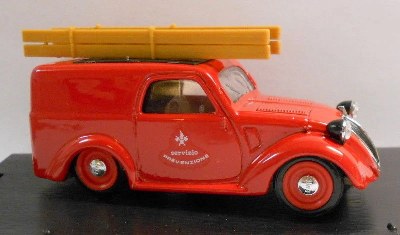 Brumm 1/43 Scale Metal Model - R246 FIAT 500B FURGONCINO 1946-49 - Image 3 of 4