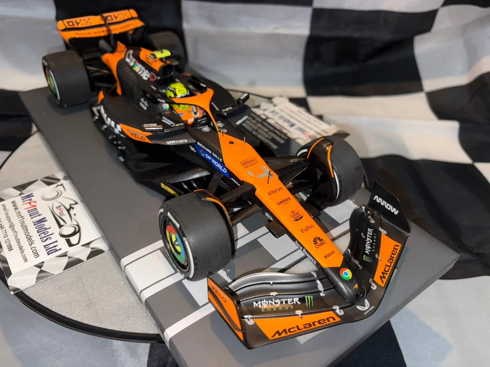 1:18 MINICHAMPS 537241904 Lando Norris Mclaren F1 MCL38 Primo Win Miami Gp 2024 - Immagine 3 di 4