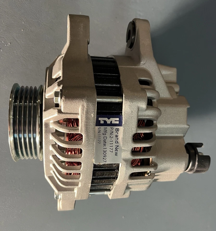 Alternador TYC compatible con Honda Fit 2007-2008 sin caja Foto 3 de 4