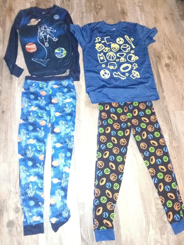 Boys Clothing Bundle Size 10/12 - Image 4 of 4