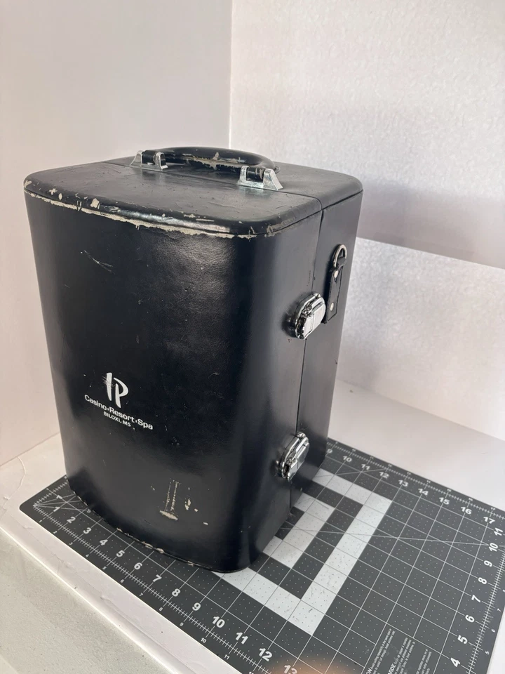 Legacy by Picnic Time Manhattan Cocktail Case – Elegant Travel Bar Set Martini - Image 2 of 4