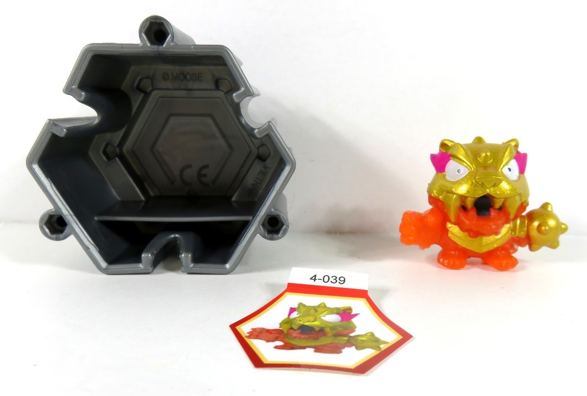 WEIRDO モンスターキャラクター缶 5個セット Mr Beast Lab Swarms Battle Fusion Series Pyro Panther Figure NEW