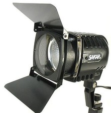 SAKAR Video Light V600 150 Watt AC UNIVERSAL TO FIT-Canon,Nikon,Minolta,Sony