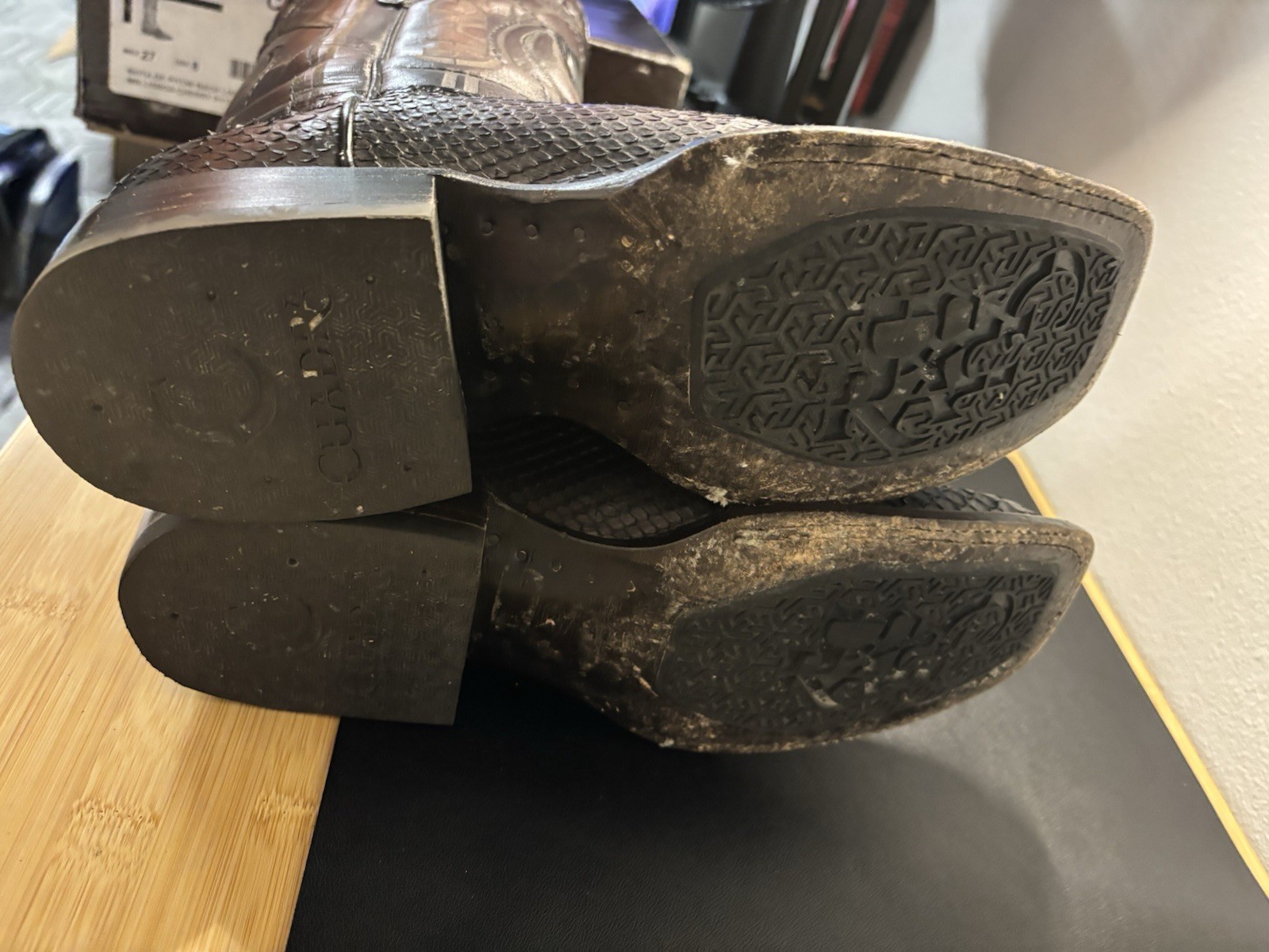 Cuadra Men's Lisboa Cherry Python & Laser Square … - image 12