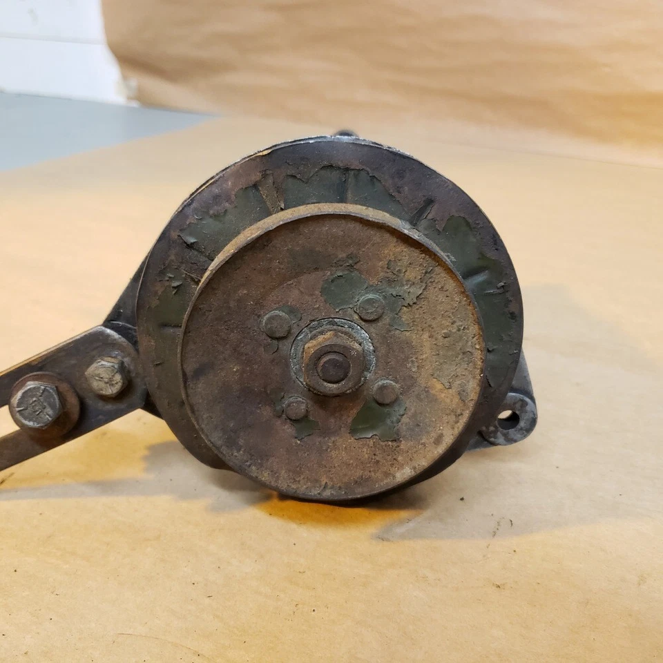 Оригинальный генератор MG MGB Midget Austin Healey Lucas 22715K C40 датированный 1973 годом изготовитель оборудования - Изображение 2 из 4