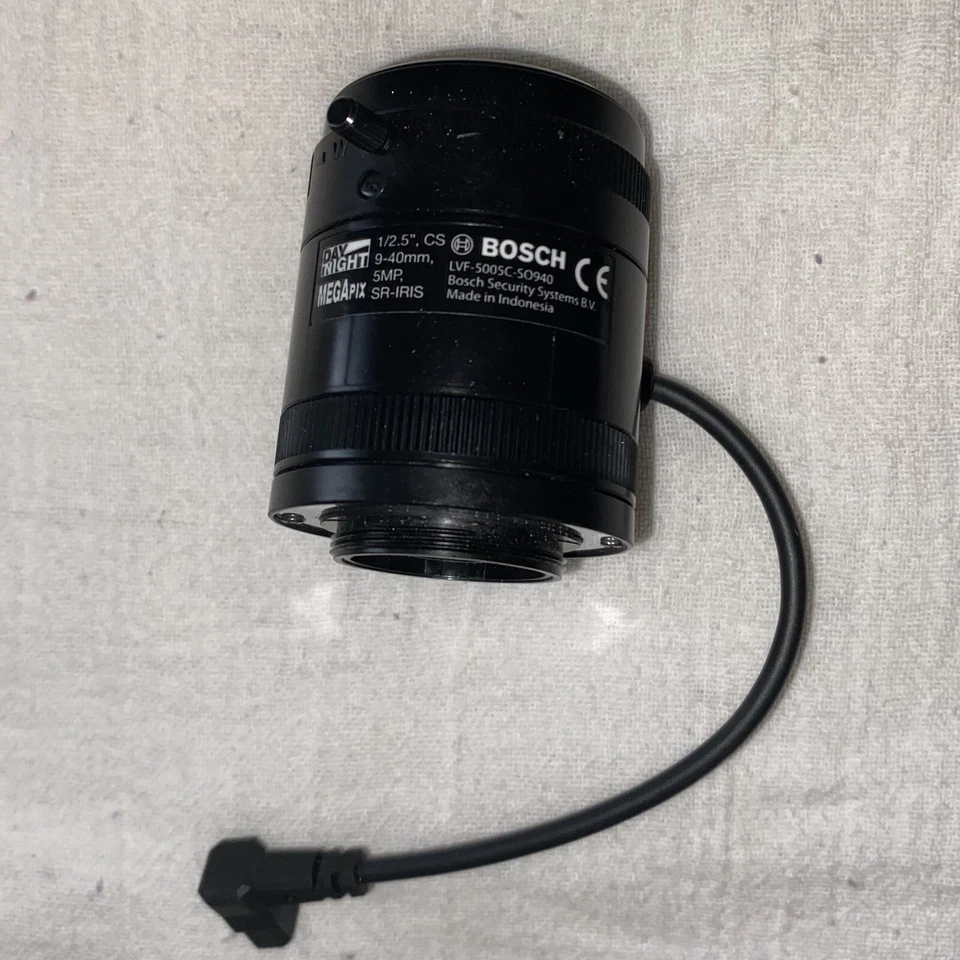 Bosch MegaPix LVF-5005C-S0940 Camera Lens 1/2.5'' , CS,9-40mm, 5MP, SR-Iris - Image 3 of 4