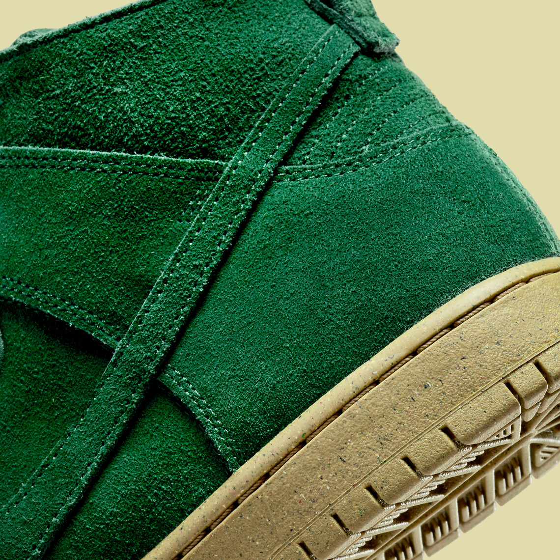 Nike SB Dunk High Pro Decon Gorge Green Suede Gum DQ4489-300