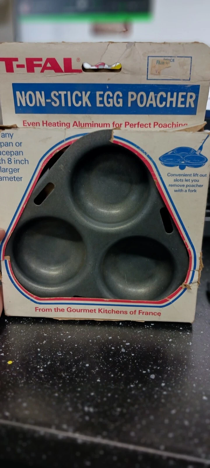 T-Fal Non-Stick Egg Poacher ~ Fits 8” Saucepan Model #EP300 G5