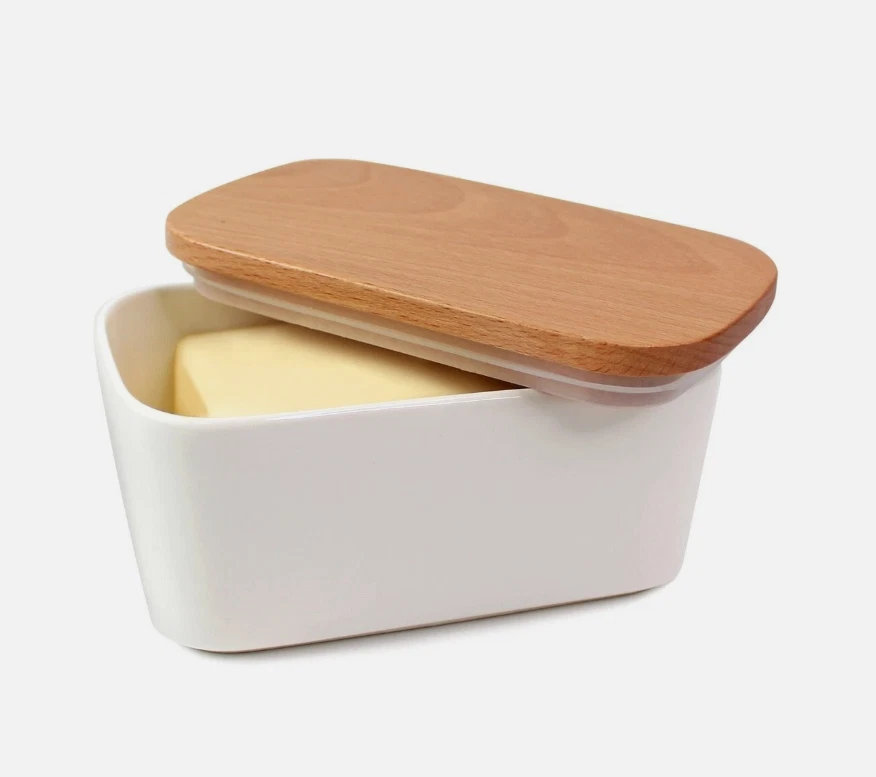 Beartrio White Ceramic Butter Dish with Wooden Lid