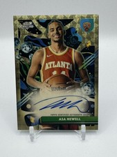 Marketplace image: 2025-26 Topps Cosmic Chrome Asa Newell  Superfractor  Auto Variation 1/1 Rc SSP
