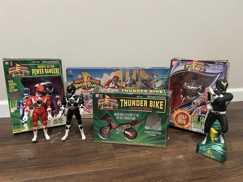 Power Ranger Bandai Vintage Action Figures Collectible Lot Read Description