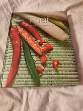 Thai by Parragon Books Ltd. Staff 2010, Hardcover