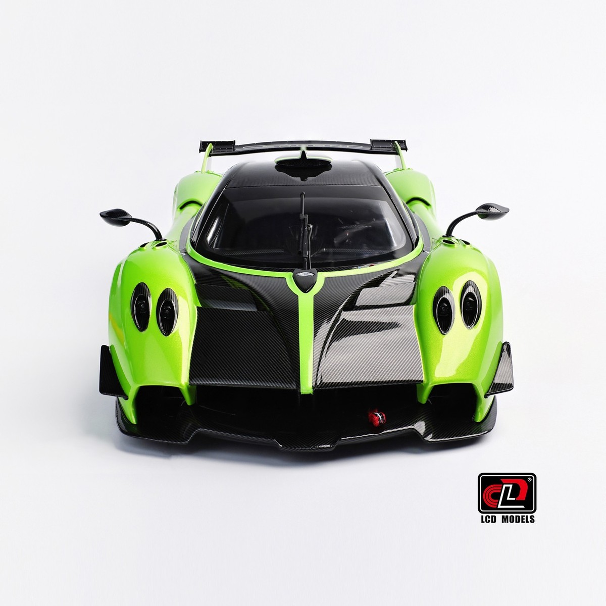 LCD MODELS LCD18012-GR 1:18 PAGANI HUAYRA R (GREEN) DIECAST