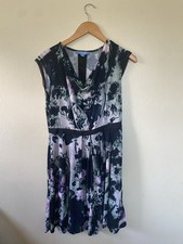 Simply Vera VERA WANG Navy Green Purple Floral Print Dress Size M Lace Detail 