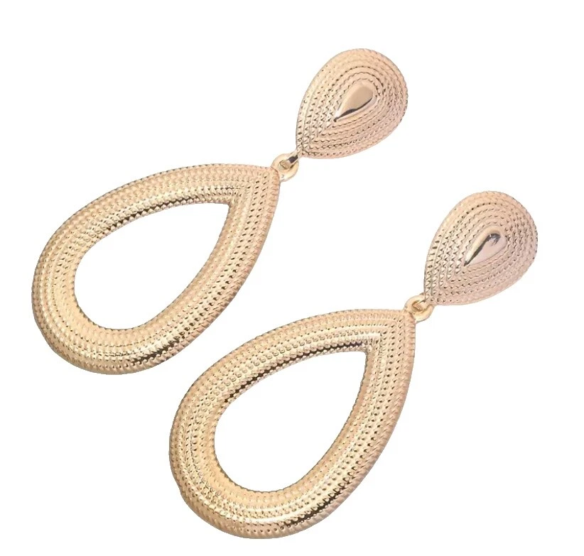 Silver Plated Oval Fashion Earrings