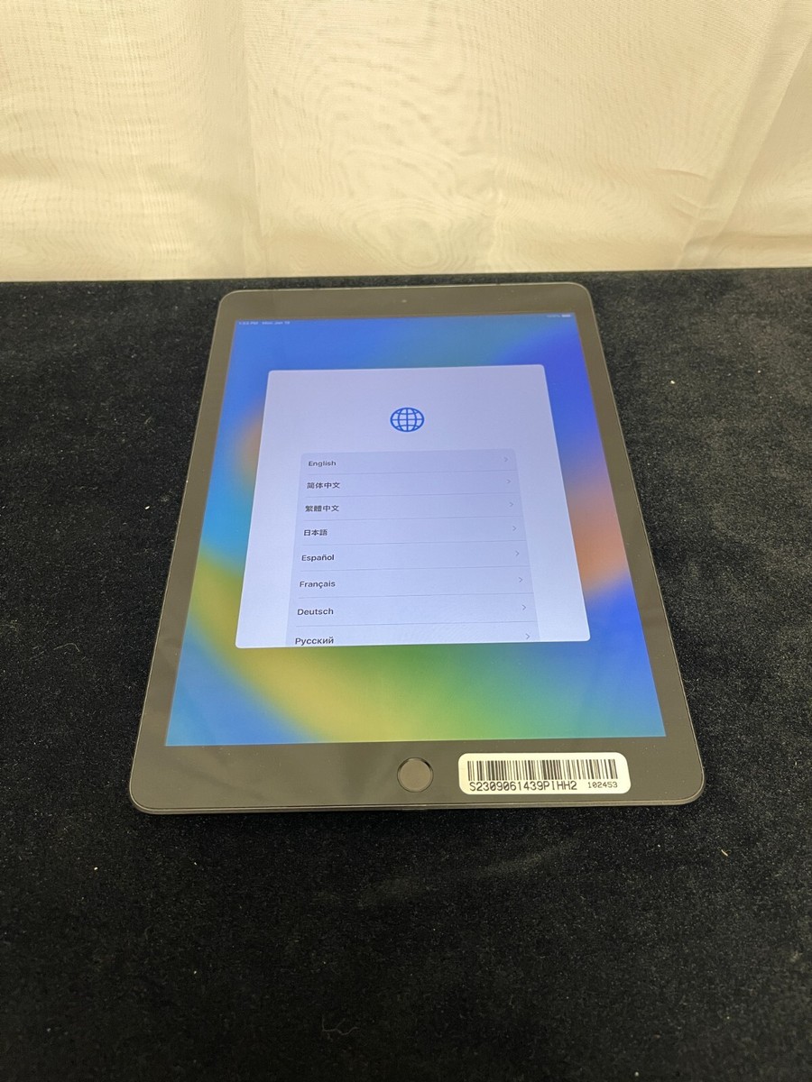 Apple iPad 7th 32GB A2197 ホワイト スタンドケース付き Apple