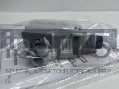 VICKERS-- EHH-AMP-702-D-20 Plug AmplifierNew in box 