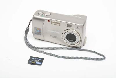 Olympus D-555 5.1MP Digital Point&Shoot camera, 2GB XD Card, Nice