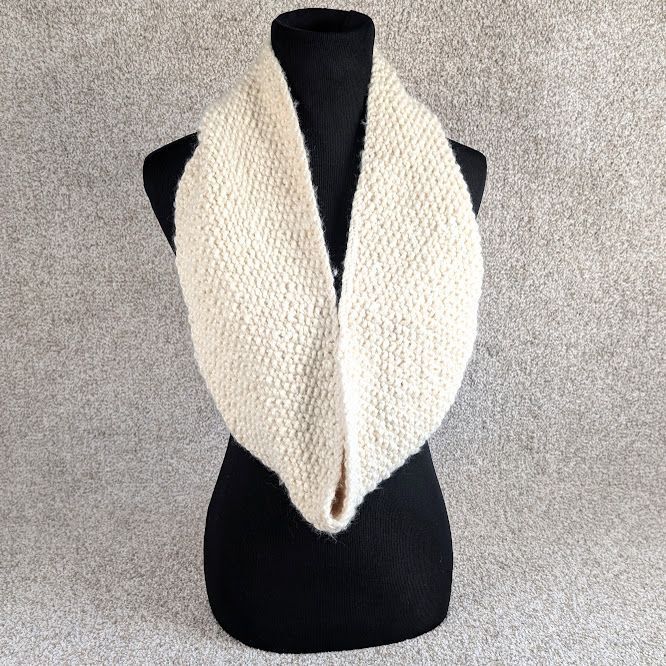Handmade Chunky Knit Cream White Infinity Scarf Winter Neck Warmer