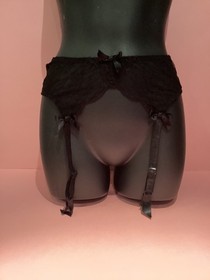 Agent Provocateur Black Lace 'Love' Suspender Size 3/10 RRP &pound;95. BNWT